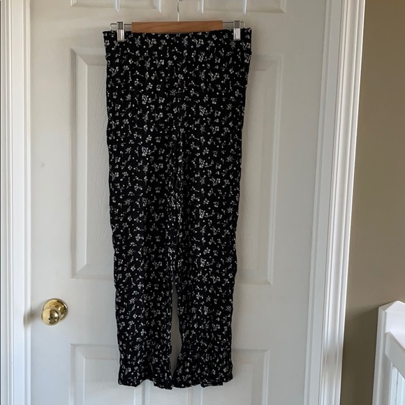 Flowy floral pant - Picture 1 of 2